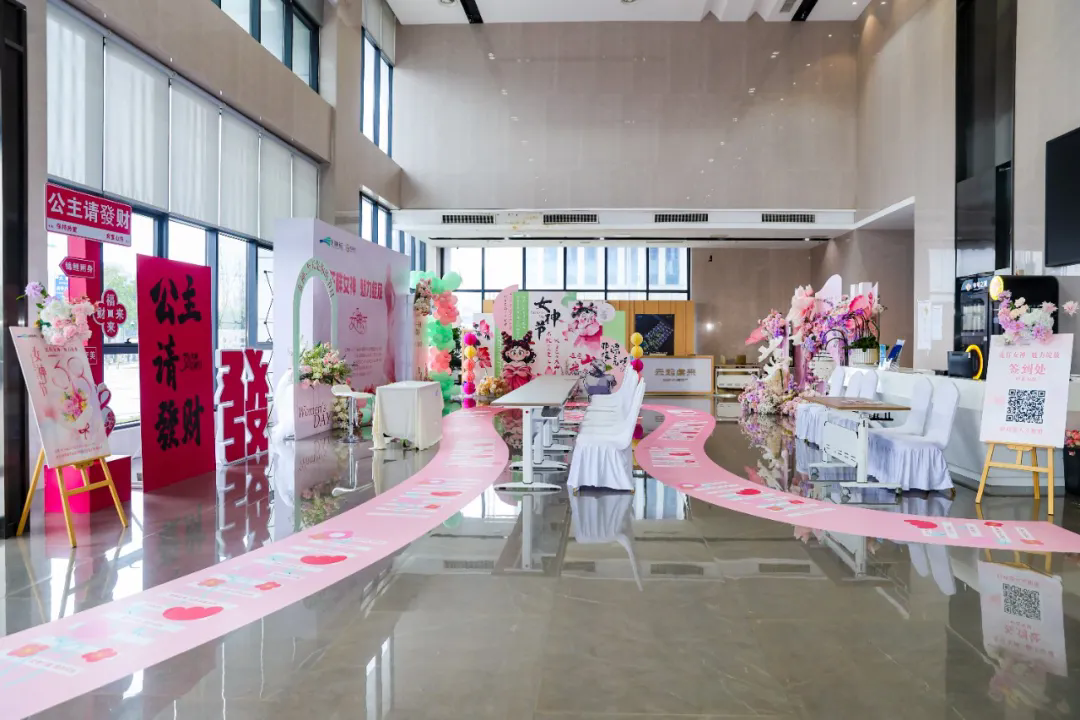 ����Ů�� ��������ح�ǹȼ��ž��С����ˡ������Ͷ���Ů�������˶�